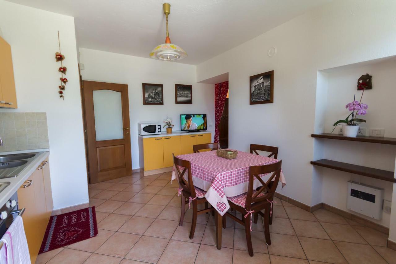 Ferienwohnung Vistarelax Aosta Exterior foto