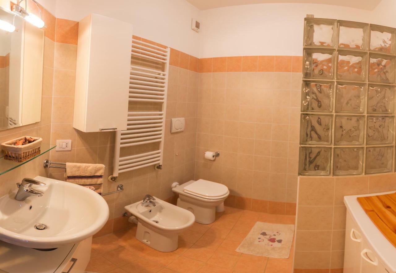 Ferienwohnung Vistarelax Aosta Exterior foto