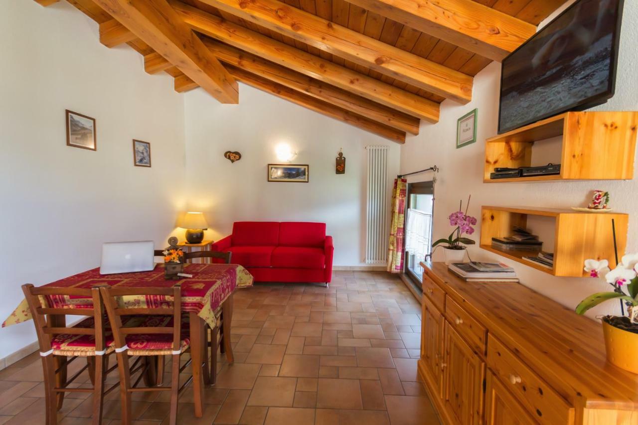 Ferienwohnung Vistarelax Aosta Exterior foto