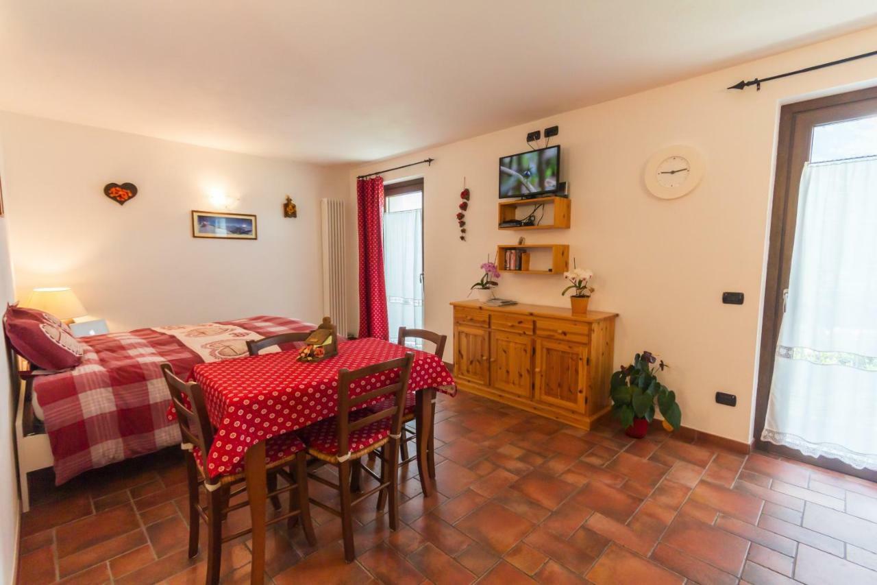 Ferienwohnung Vistarelax Aosta Exterior foto